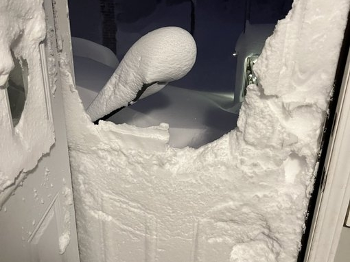 front door snow!