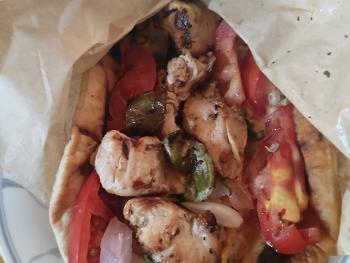 This is a chicken souvlaki 👍🏼😂😂