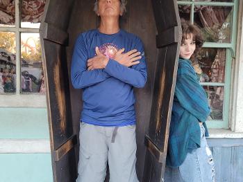 Coffin pic at Knotts 