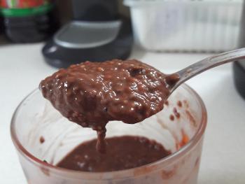 chocolate chia seed pudding
