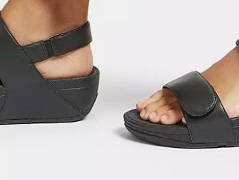 Black ladies sandals 