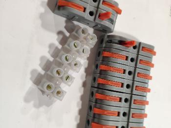 connector blocks
