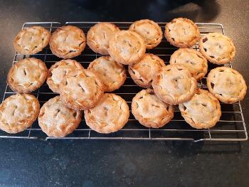 Fruit filled pastry Mince pies