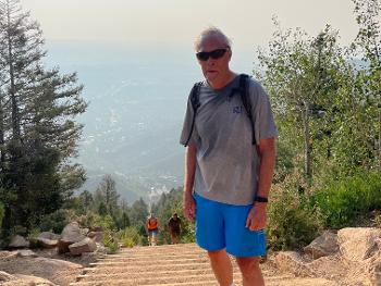 At the top, Manitou incline!