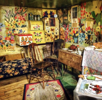 Inside the house of Maud Lewis.