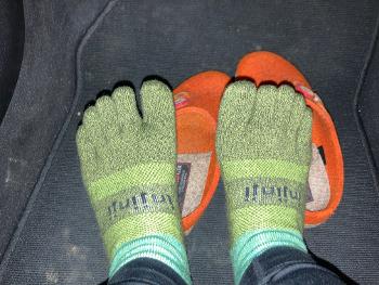 Green 5 toed socks