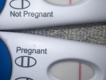 Photo of 2 pregnancy tests